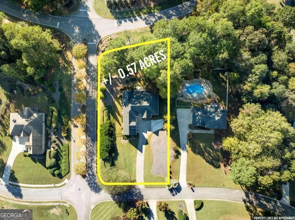 4301 Marble Arch Way, Flowery Branch, GA 30542