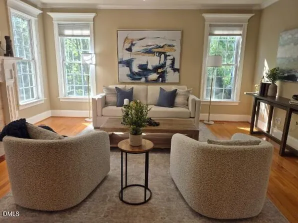 105 Witham Ct, Holly Springs, NC 27540