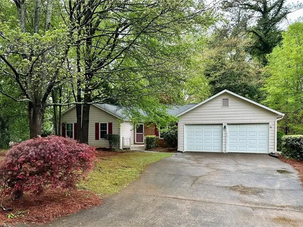455 Tyson Cir, Roswell, GA 30076