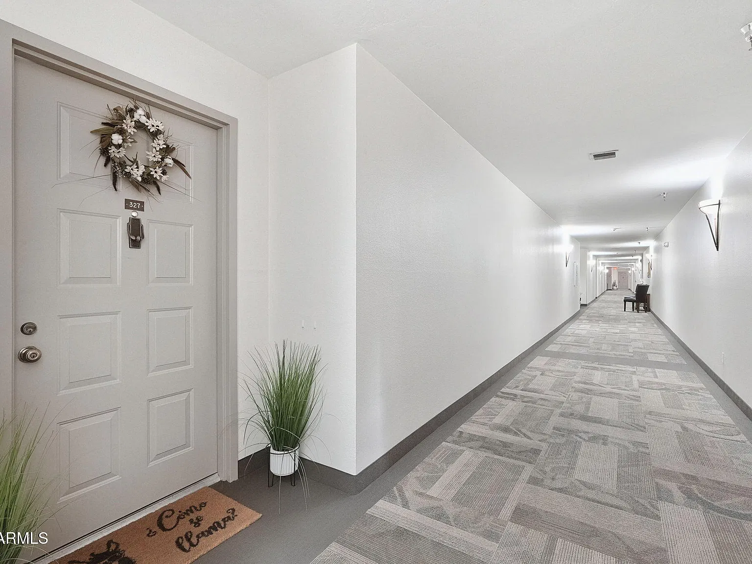 3 bed, 2.0 bath, 1698 sqft, $2,400 — Photo 4