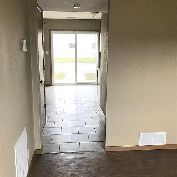 18 Sarpy Rd #B — Photo 2