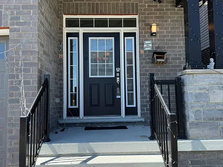 103 Monarch Woods Dr — Photo 2