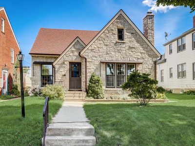 3942 South 1st St, Milwaukee, WI, 53207