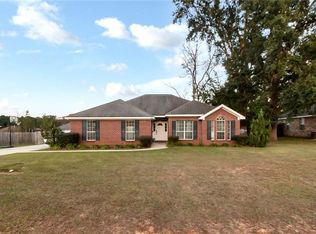 8300 Woodbend Dr, Semmes, AL 36575