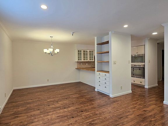 5th image of 601 Leahy St APT 302