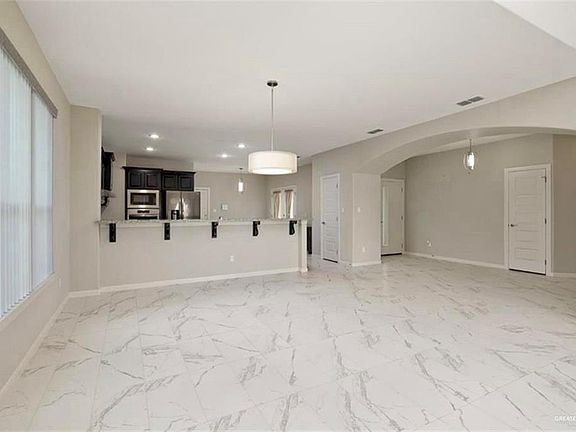 3rd image of 4521 Caddo Ln