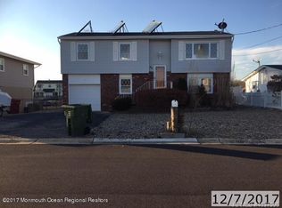 68 Archer Ave S, Bayville, NJ 08721
