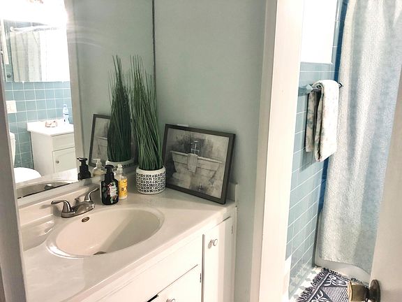 2nd image of 1450 Lake Blvd #1