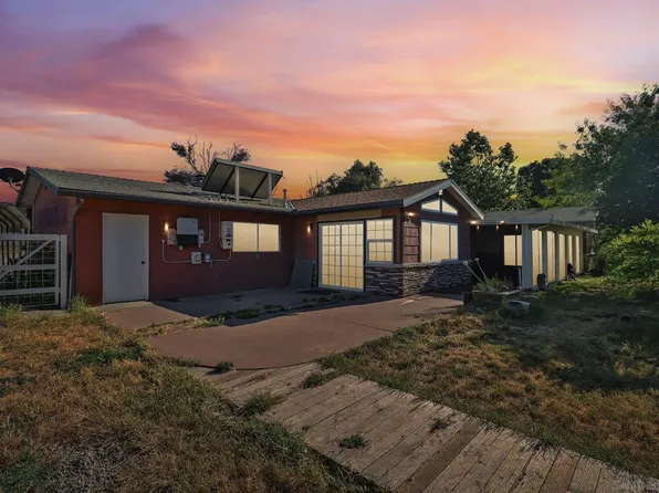2647 Robertson St, Ramona, CA 92065