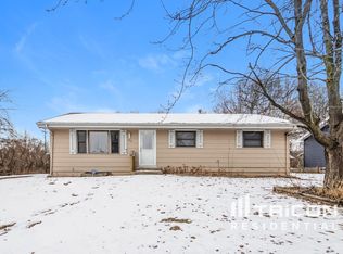 5521 Saint Michael St, Mounds View, MN 55112