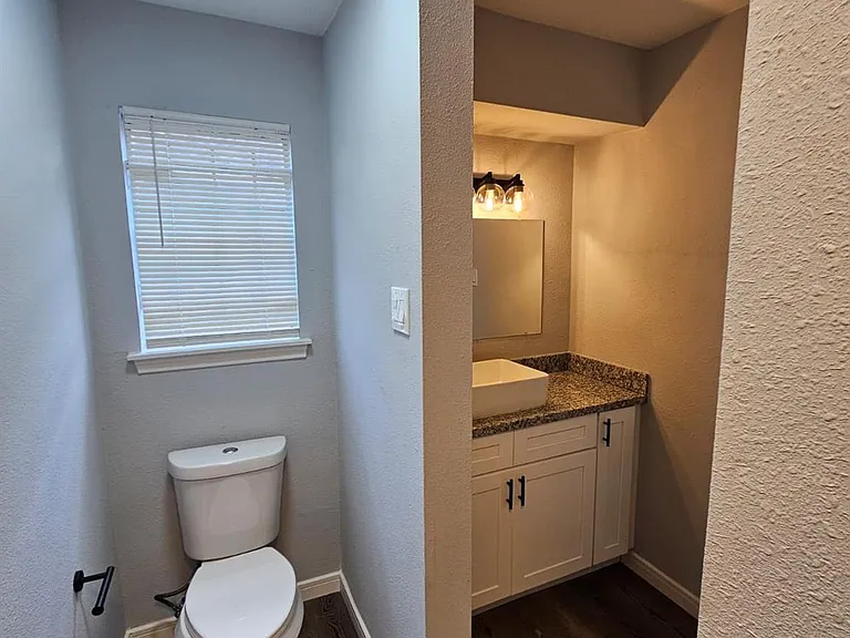 6847 Flamingo Dr — Photo 15