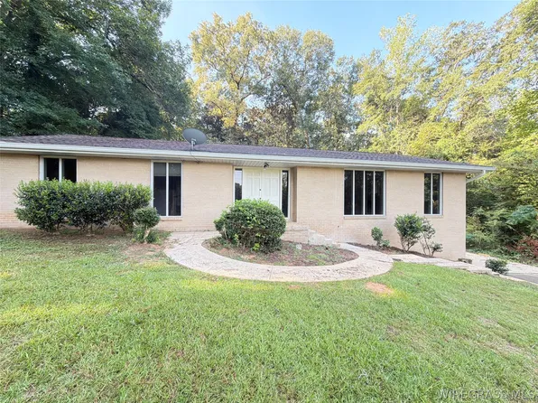 358 County Road 54, Ozark, AL 36360