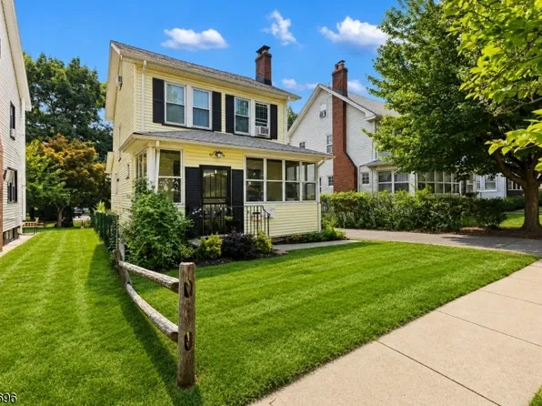 4 James Ct, West Orange Twp., NJ 07052