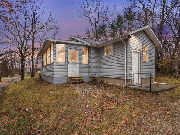 52698 Lynnewood Ave, South Bend, IN 46628