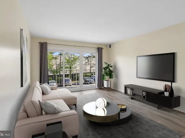11925 Parklawn Dr APT 203, Rockville, MD 20852