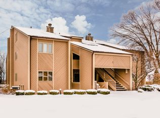 5251 Paw Paw Lake Rd, Coloma, MI 49038