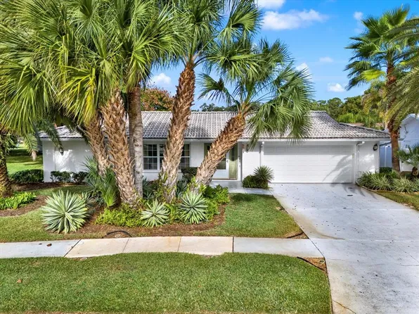 720 Bowsprit Pl, Palm Harbor, FL 34685
