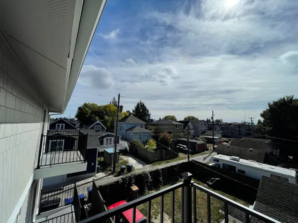 641 N Pine St #7, Tacoma, WA 98406