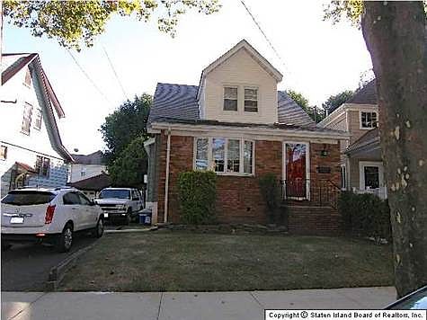 1st image of 126 Bryant Ave