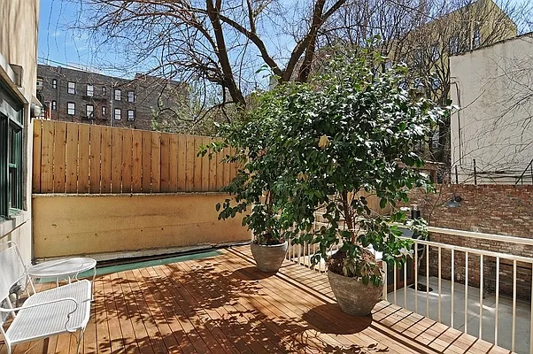 Rented by Compass | media 29