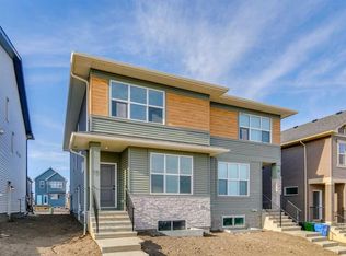 57 SE Annette Lndg NW, Calgary, AB T3R2G3