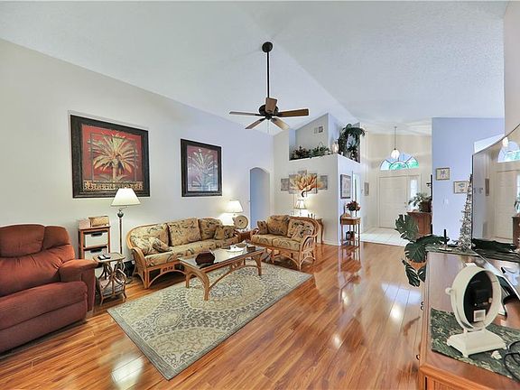 4th image of 3602 Eversholt St