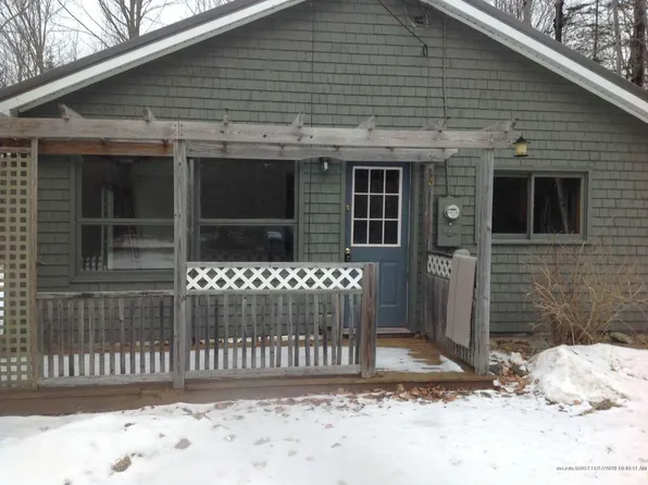 135 Loop Rd, Searsport, ME 04974