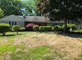 315 Highland Pines Dr, Pittsburgh, PA 15237