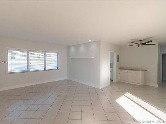 5th image of 7921 East Dr APT 10D