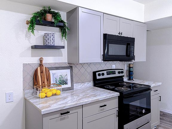 2nd image of 317 Forby Ave #1