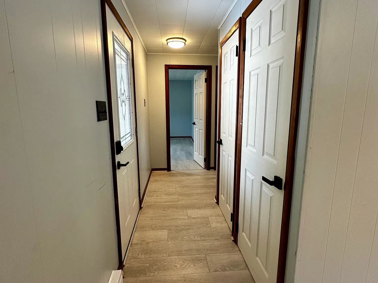 144 Northshore Dr — Photo 2