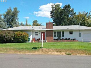 2132 W Foothill Dr, Roseburg, OR 97471