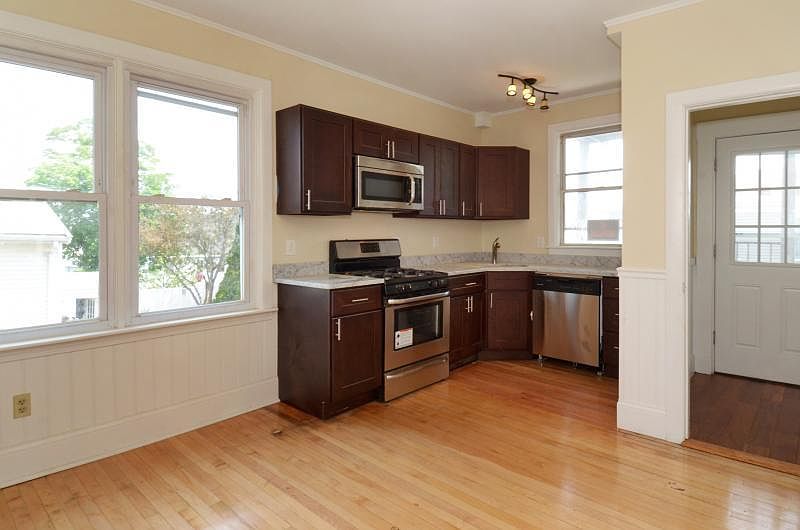 1st image of 273 Crescent Ave #1