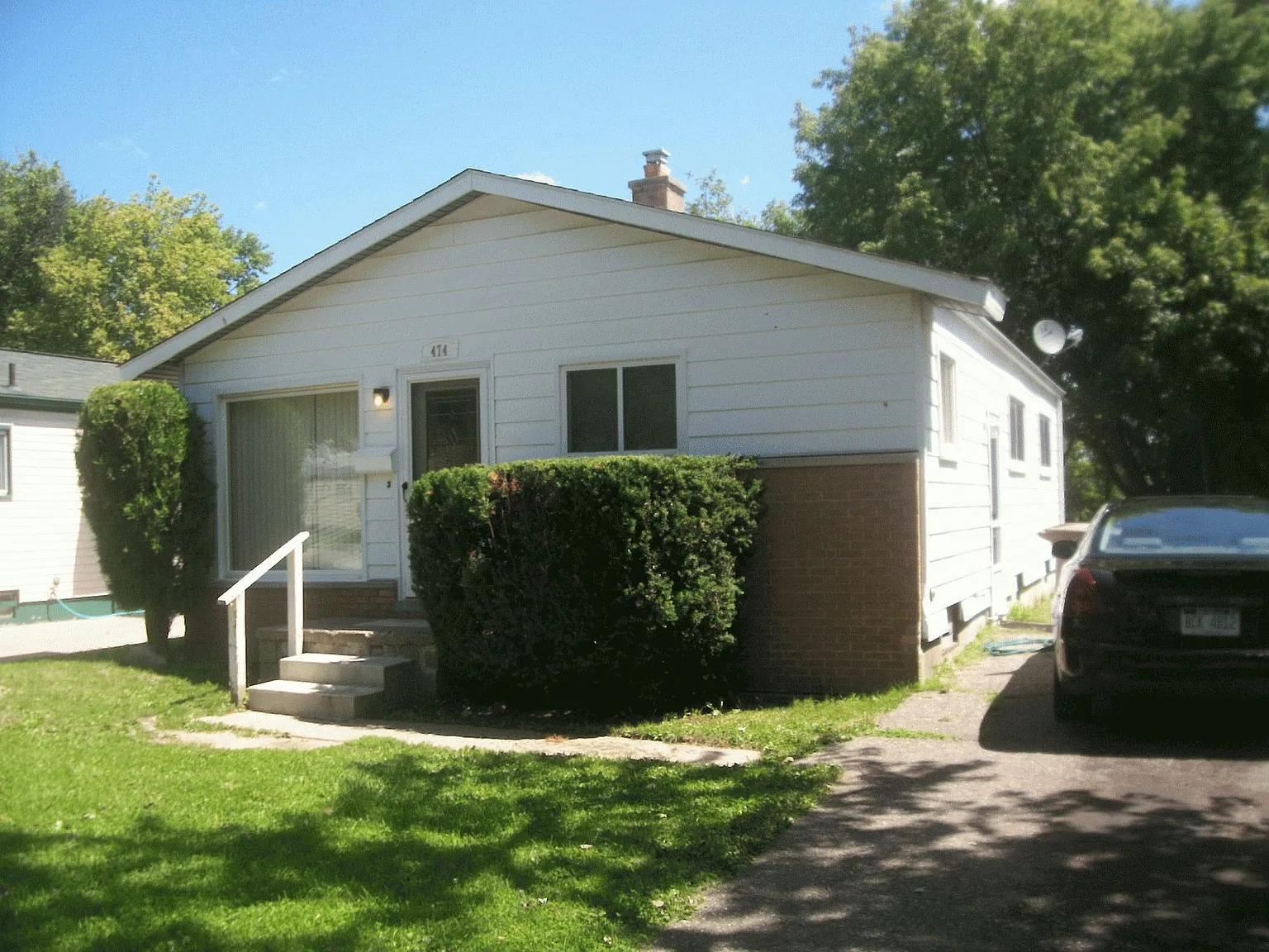 474 Emerson Ave photo 1