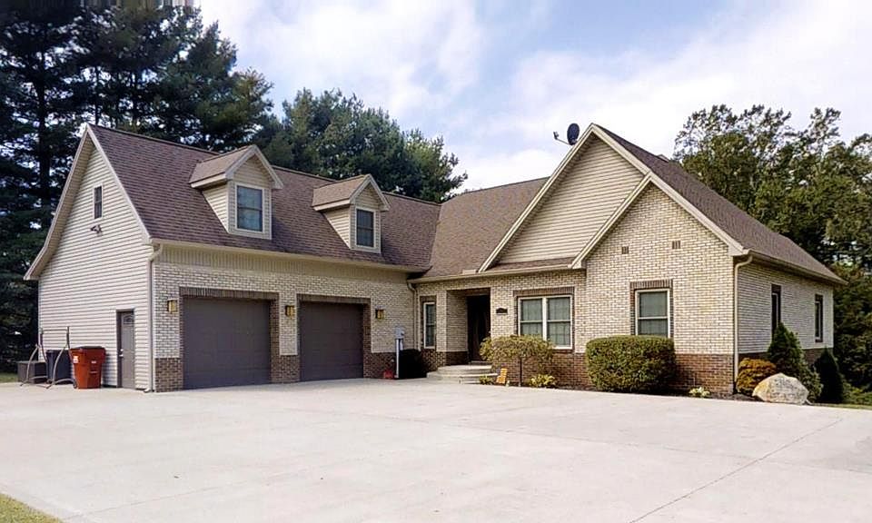 1st image of 182 Valley View Ln