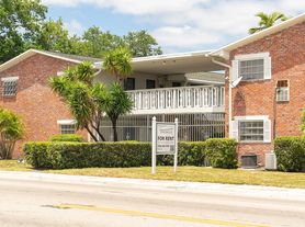 Continental West Apartment Homes