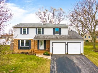8419 Winterberry Way, Liverpool, NY 13090