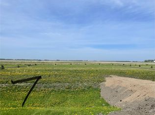 7 County Line, Grandin, ND 58038