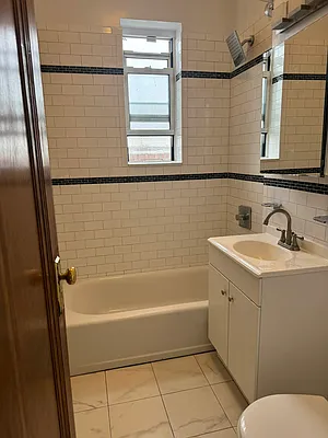 Rented by Steffan Olausson Partridge, LREB | media 10
