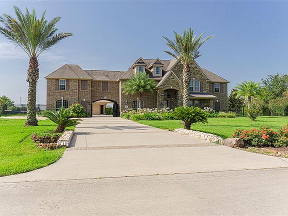 2nd image of 3985 Lake Star Dr