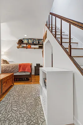 Rented by Cooper & Cooper Real Estate | media 13