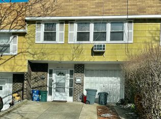 240-15 68th Ave #7, Little Neck, NY 11362