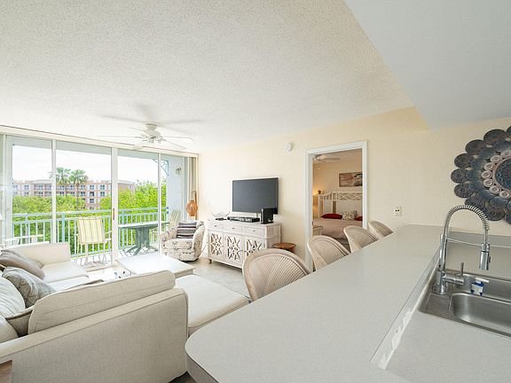 4th image of 3635 Seaside Dr APT 305