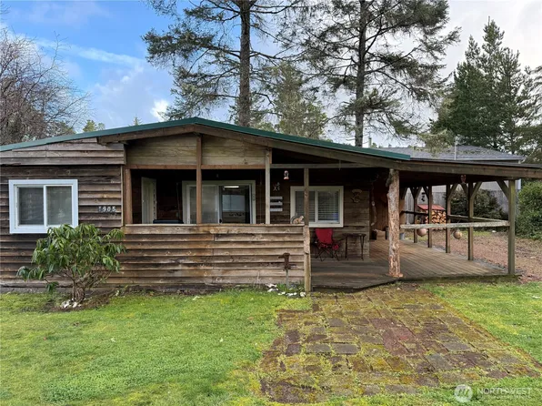 1905 226th Place, Ocean Park, WA 98640