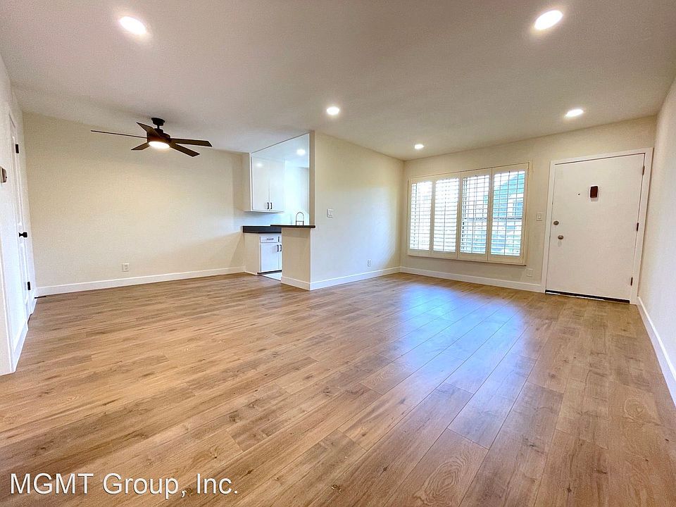 1st image of 1155 N Curson Ave APT 9