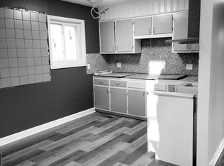 121 Vance St, Dobson, NC 27017