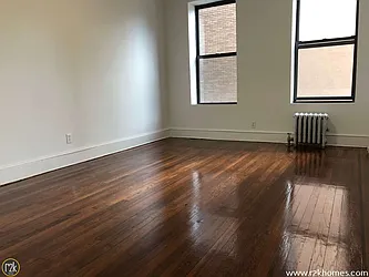 Rented by Realty 2000 Corp