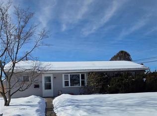 14 Magna Dr, Coplay, PA 18037