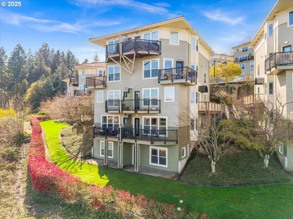 310 NW Uptown Ter APT 1A, Portland, OR 97210