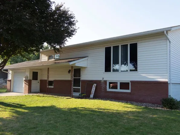 508 Meves Ave, Grand Island, NE 68801